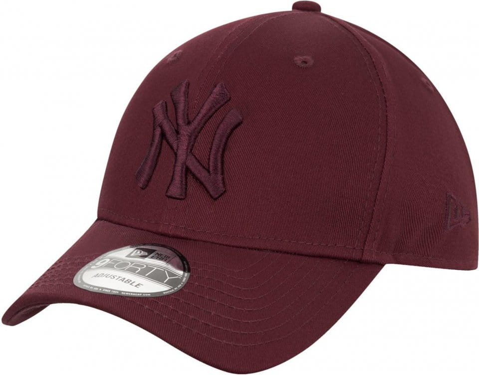 Kape s šiltom New Era New Era NY Yankees League Ess. 940